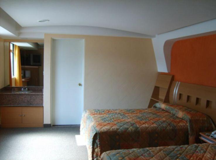 Hotel Terminal De Puebla Kültér fotó
