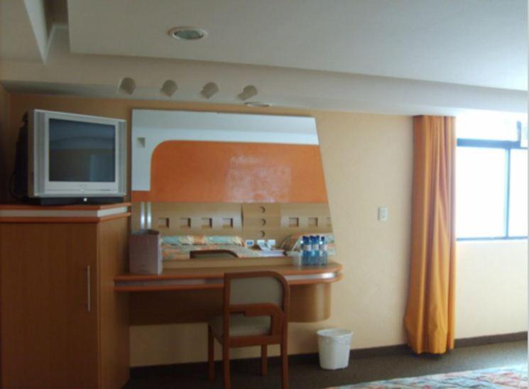 Hotel Terminal De Puebla Kültér fotó